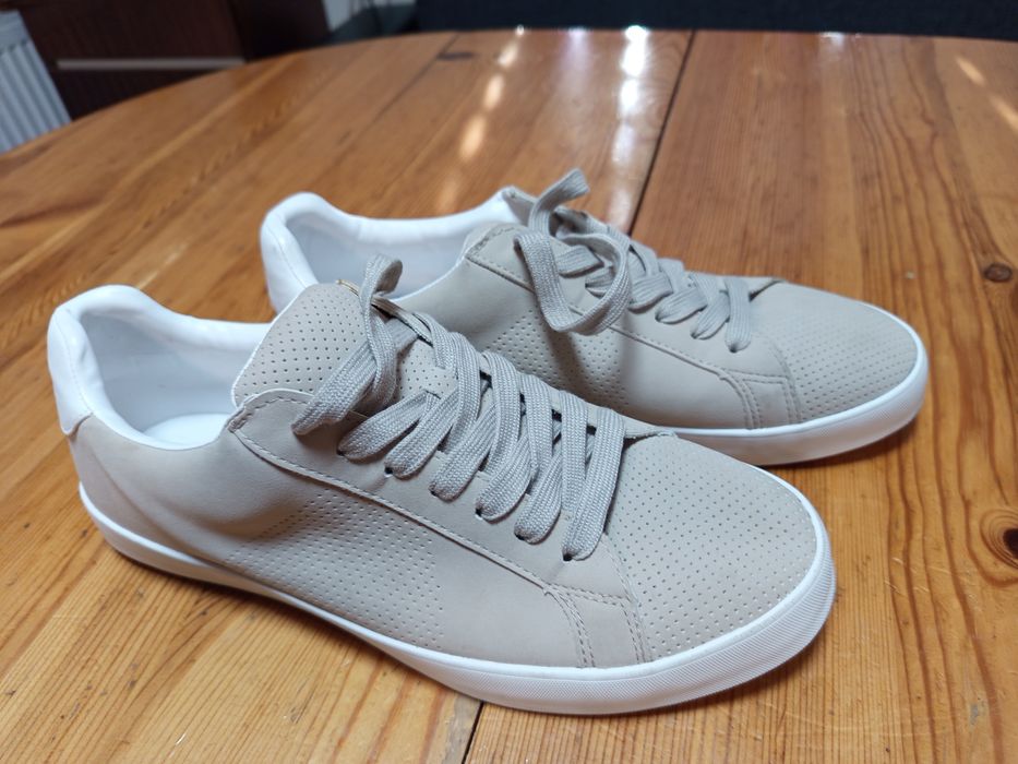 Мъжки тенис обувки Zara 40 номер