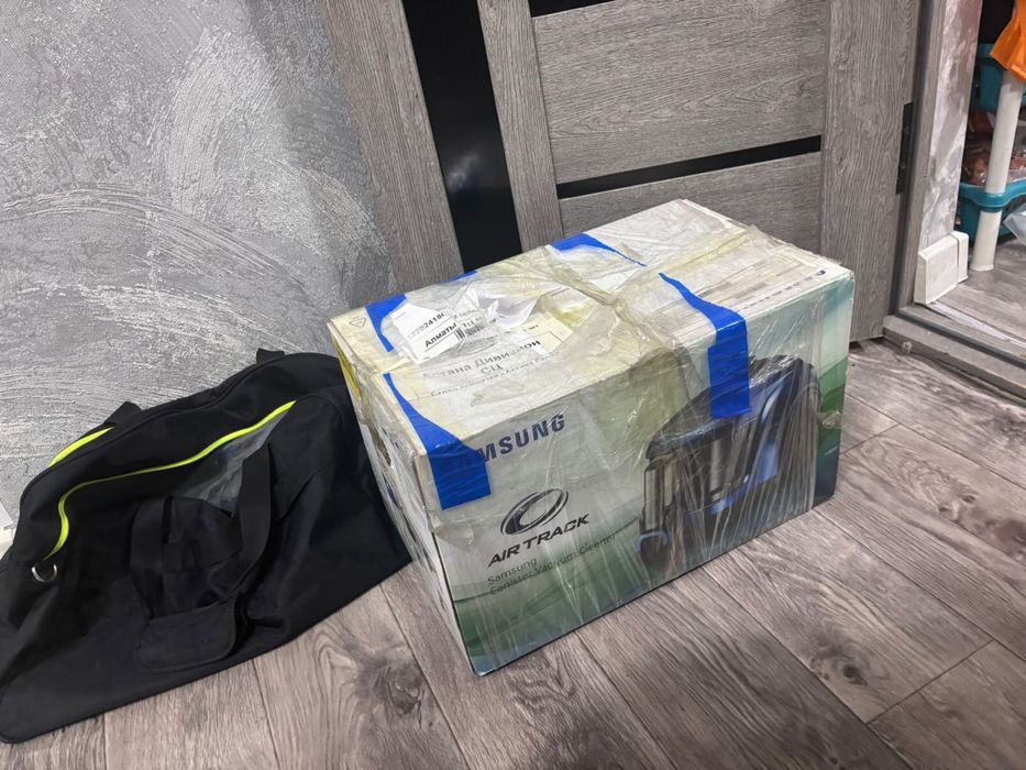 Продам пылесос б/у