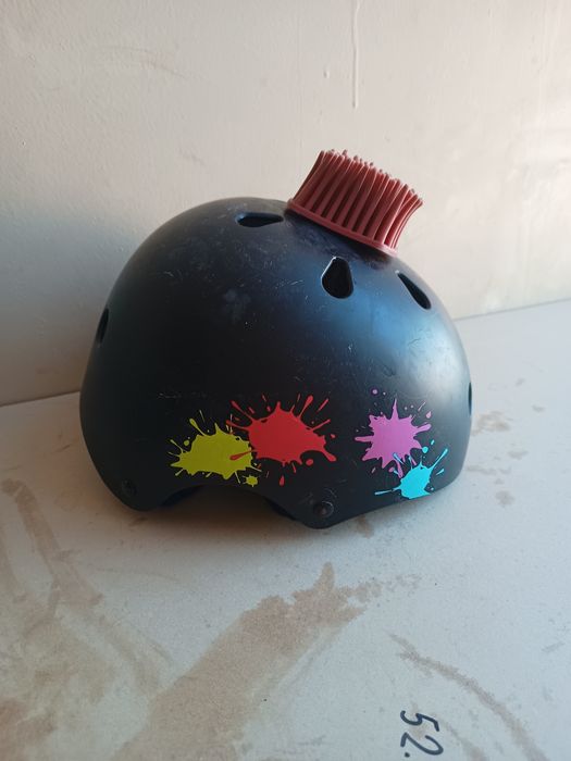 Продавам Детска каска