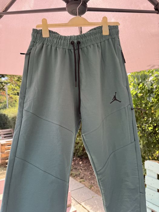 pantaloni de trening nike jordan dark green