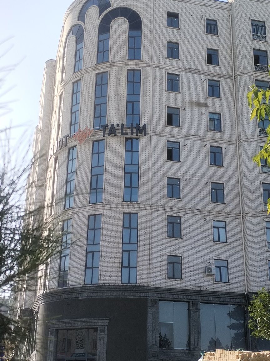 Нов. 3.4.10лифт Рудакий 68м2 61000$