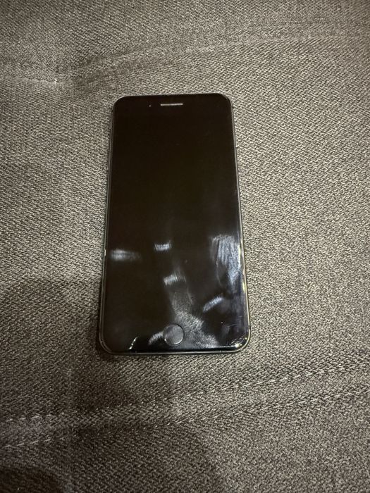 Iphone 8 plus v dobro sastoqnie