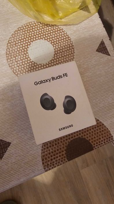 Слушалки samsung galaxy Buds Fe