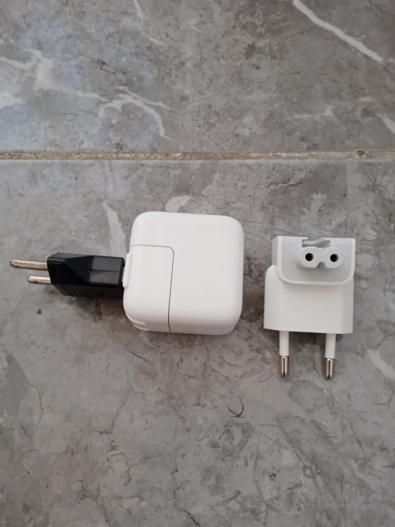 Vind USB Adaptor 10W și Adaptor priza EU