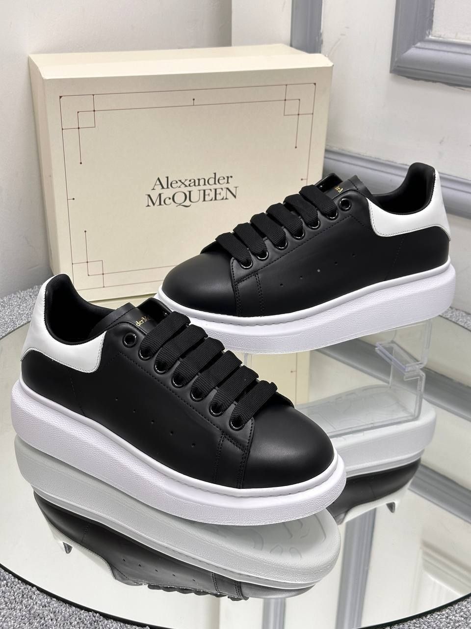 Adidasi Alexander McQUEEN