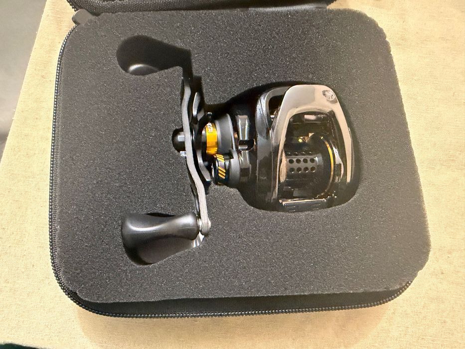 Макара за риболов мултипликатор westin w6 201