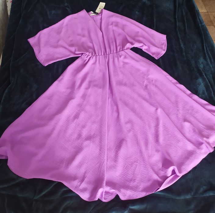 Продам новое платье