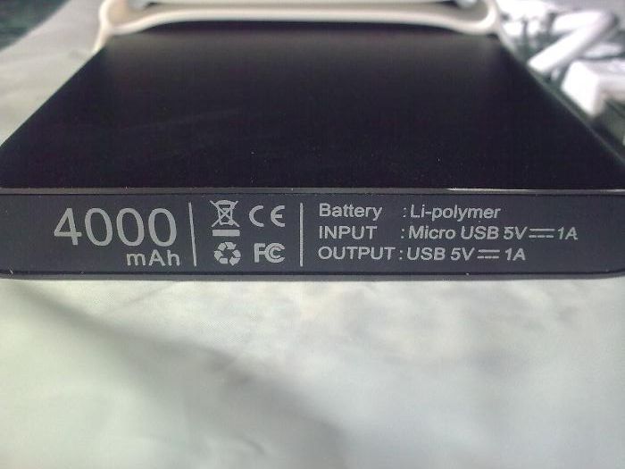 Power Bank - acumulator extern PSL Design 4000mAh (nou-cutie)