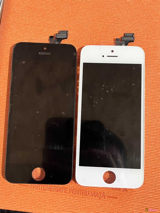 Display pentru iPhone 5, LCD, Calitate Inalta, Alb / Negru