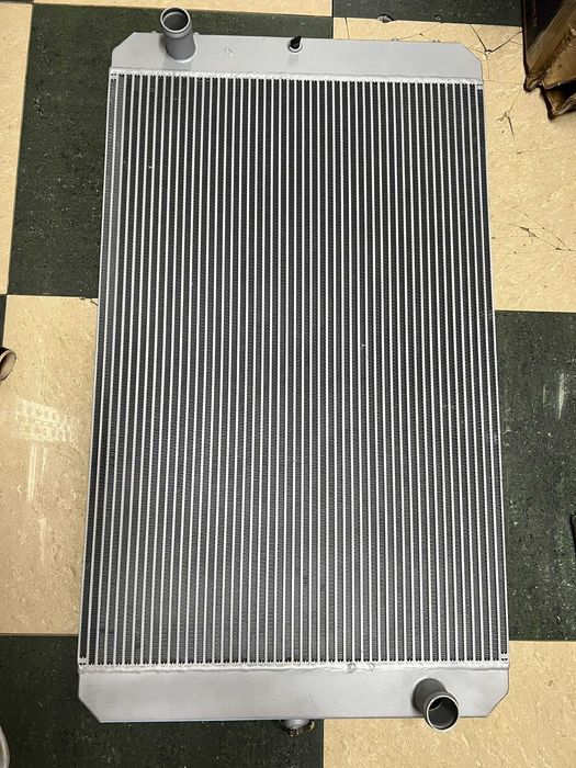 Radiator Hitachi 4697524