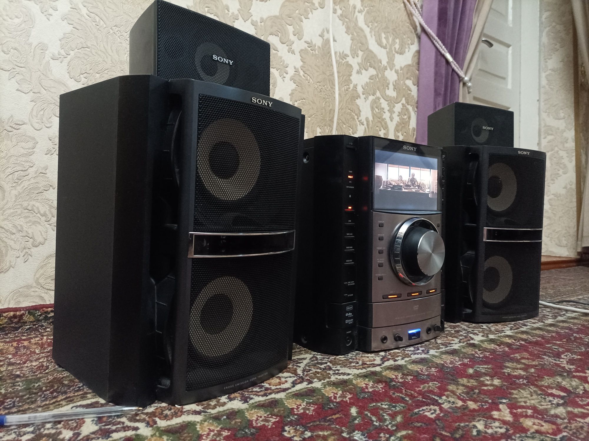 Sony sentr sotiladi