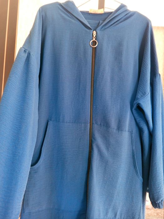 To‘mni sini rangli turetski ayollar olimpiyka  — kapishonkali, rezin