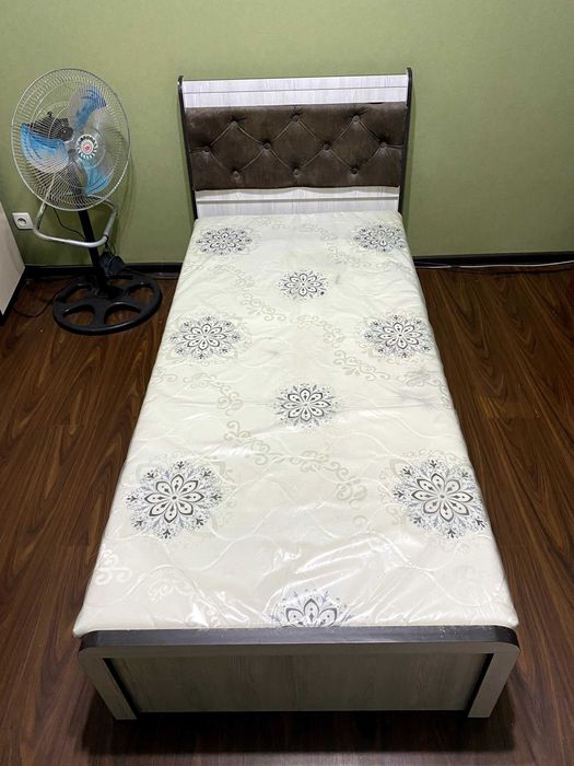 Кровать Односпальная + СТОЛ