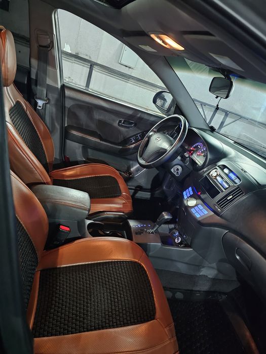 Hyundai Elantra 2009 HD