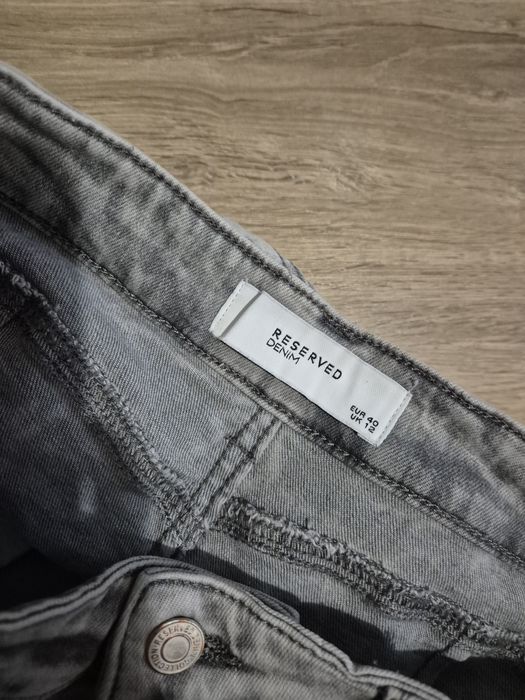 RESERVED НОВИ Дамски дънки
