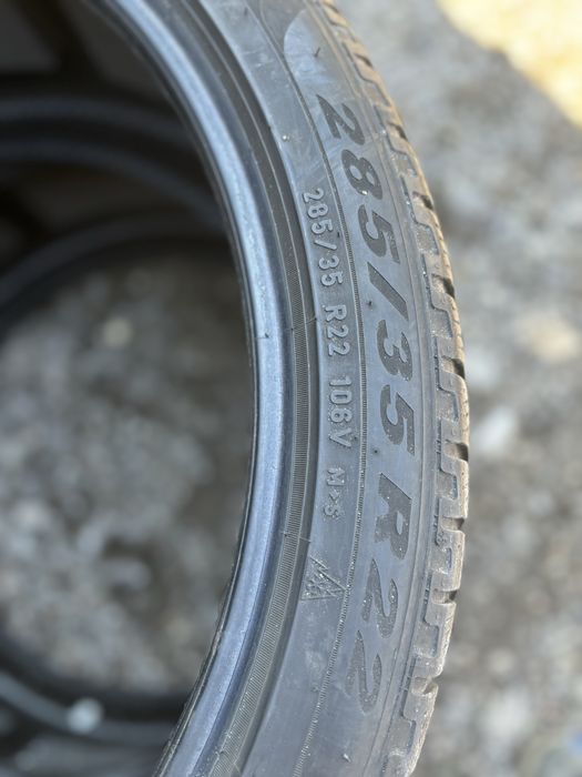 285/35/22 Pirelli 2 бр