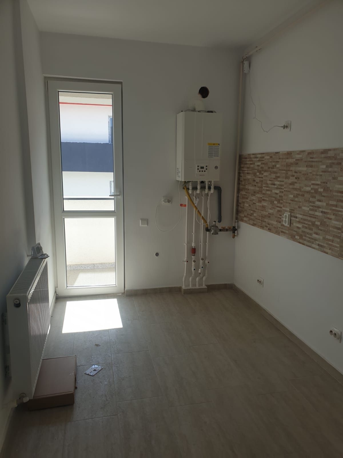 Apartament 3 camere et4 Drumul osiei 68 Kaufland Auchan militari sec 6