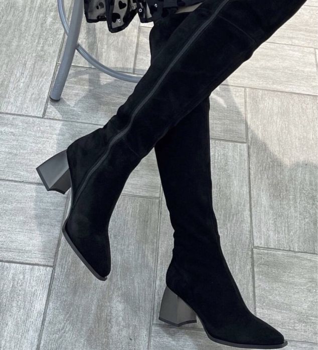 Новый. Ботфорты. 35 р