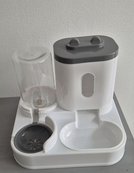 Hrănitor animale 2in 1