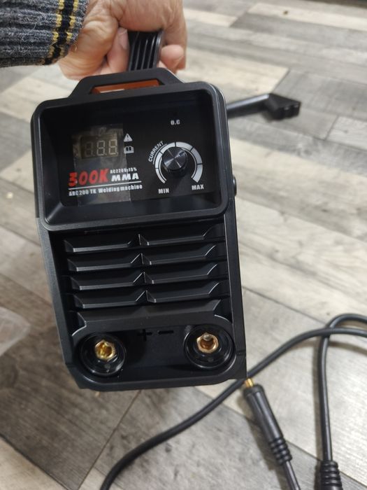 Vând diferite aparate de sudura/invertoare MMA