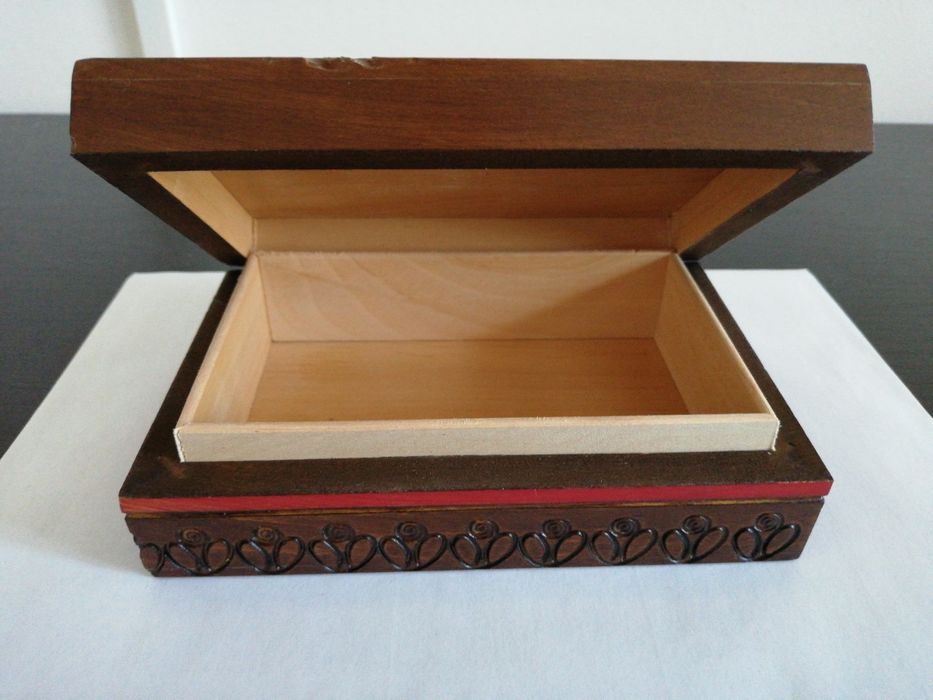 Cutie lemn - Enchanted world of Boxes