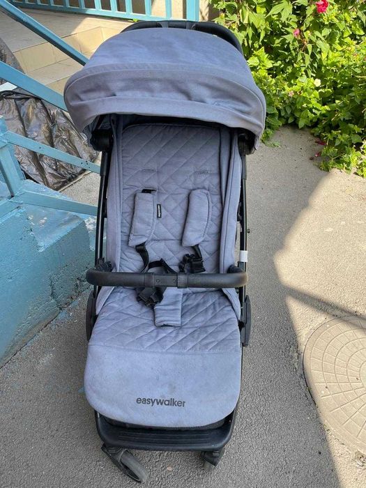 Продам детскую коляску