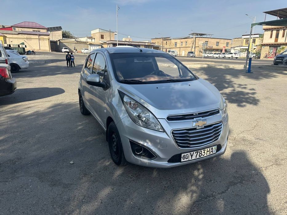 Спарк катта мотор , юргани халол краскаси тоза