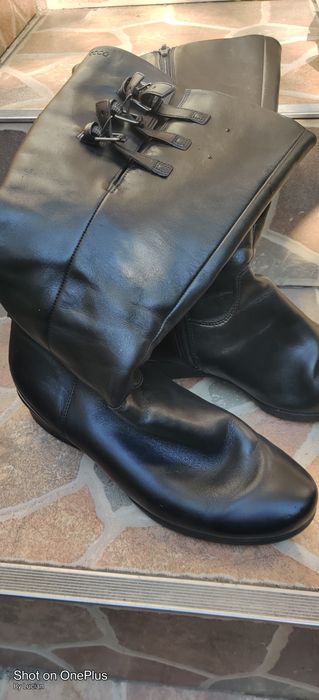 Vând cizme inalte Ecco