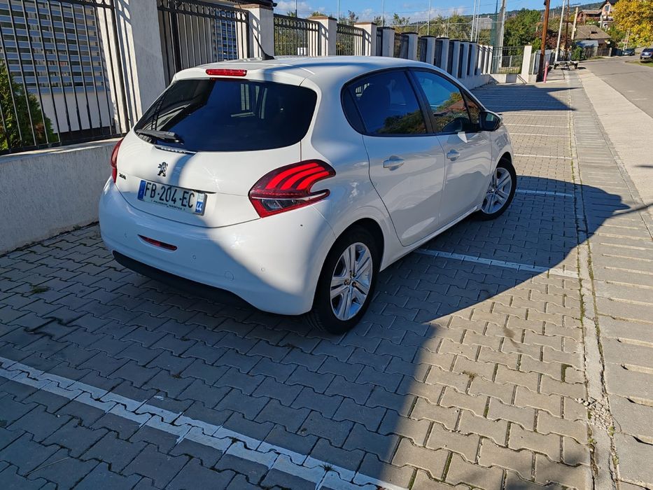 Peugeot 208,Euro 6