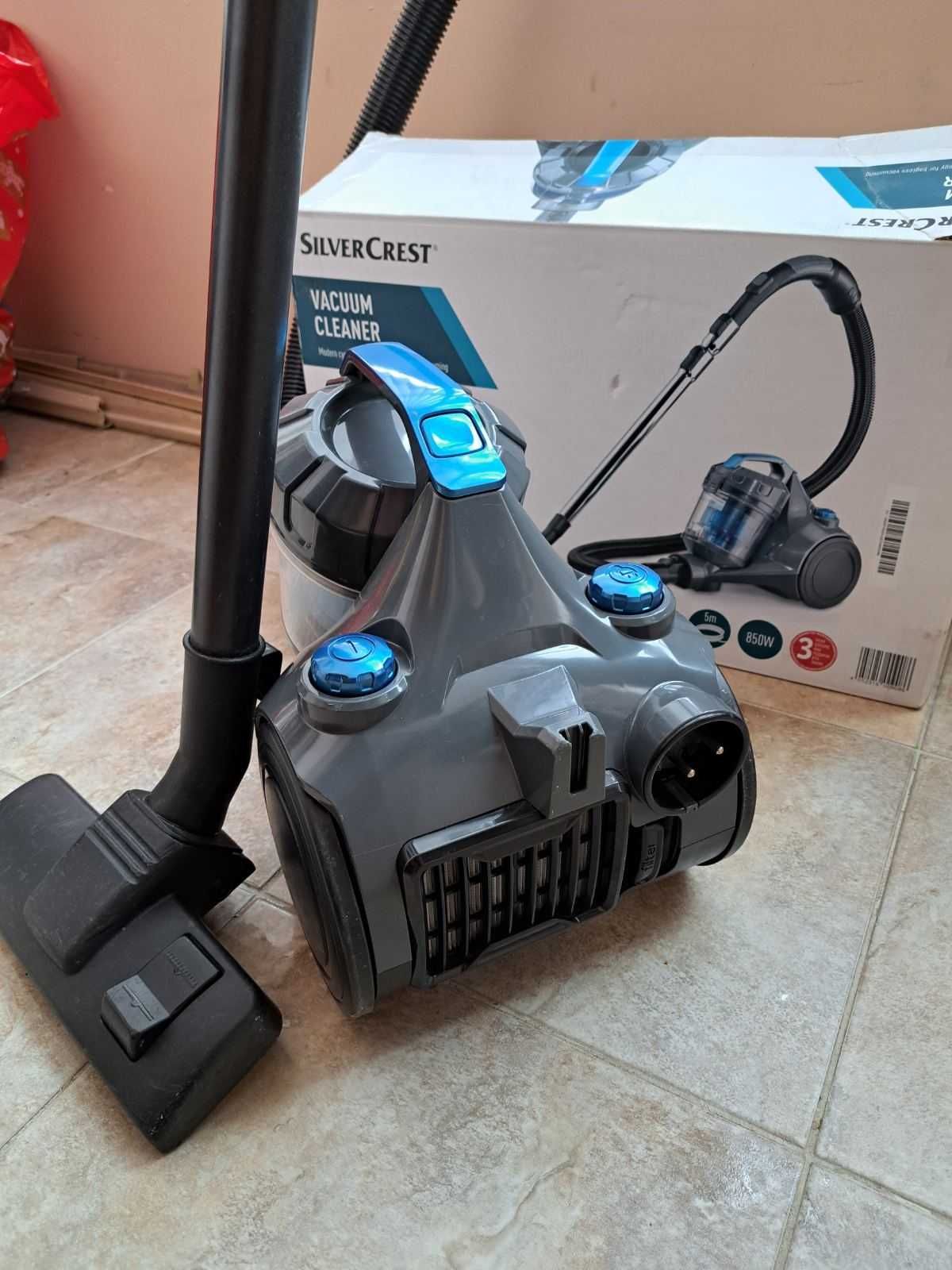 Прахосмукачка Silver Crest Vacuum cleaner с контейнер /без торбичка/