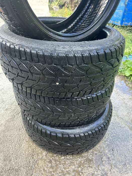 Зимни гуми 225.45R18