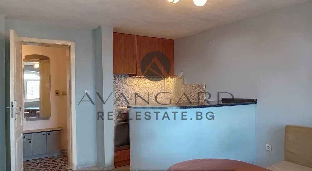 Продава се Двустаен апартамент в Пловдив, Център - 56 кв.м за 1581 €/кв.м - Снимка #2