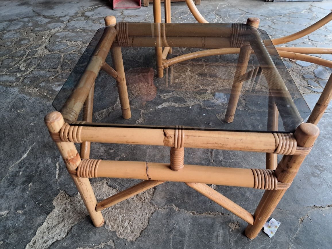Masă de sufragerie din bambus