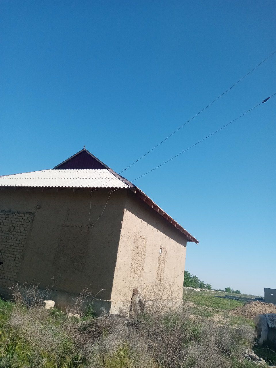 Uchaska sotiladi 4sotix 4xona