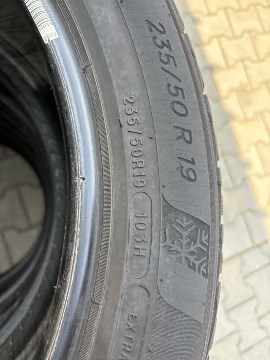 4бр Зимни гуми Michelin 235/50/19 DOT 2420