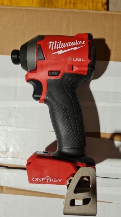 Milwaukee FID3 Bormașina impact