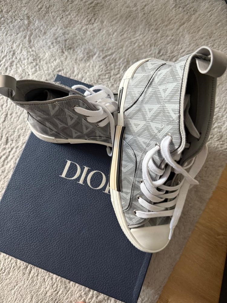 dior b23 42.5 gri