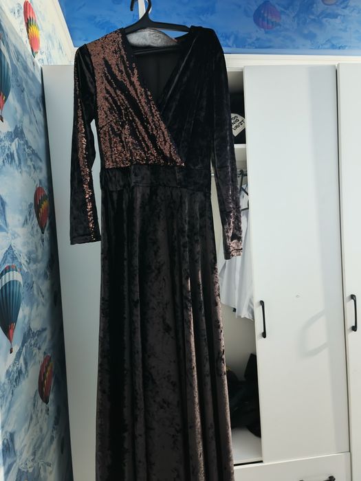 Платье велюровое