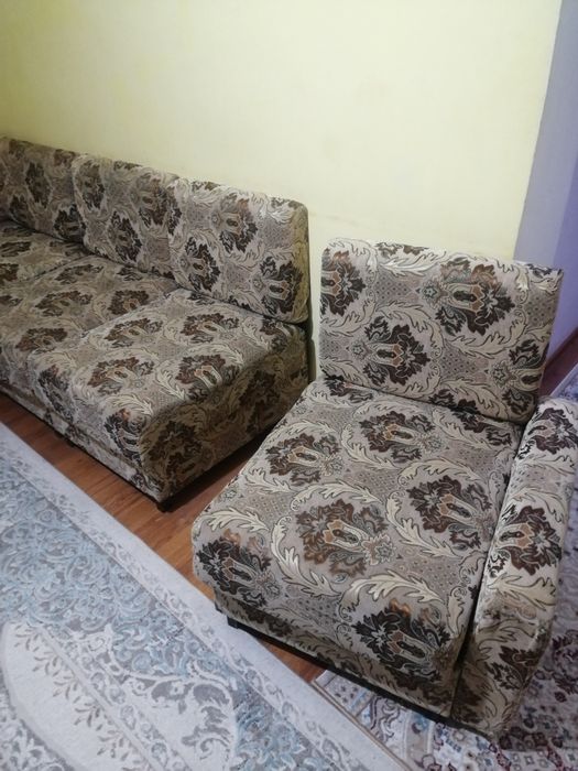 Продаётся диван б/у.