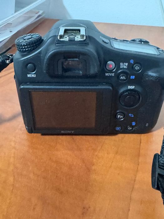 Cameră foto Sony alfa 68-in stare foarte bună- utilizată foarte puțin