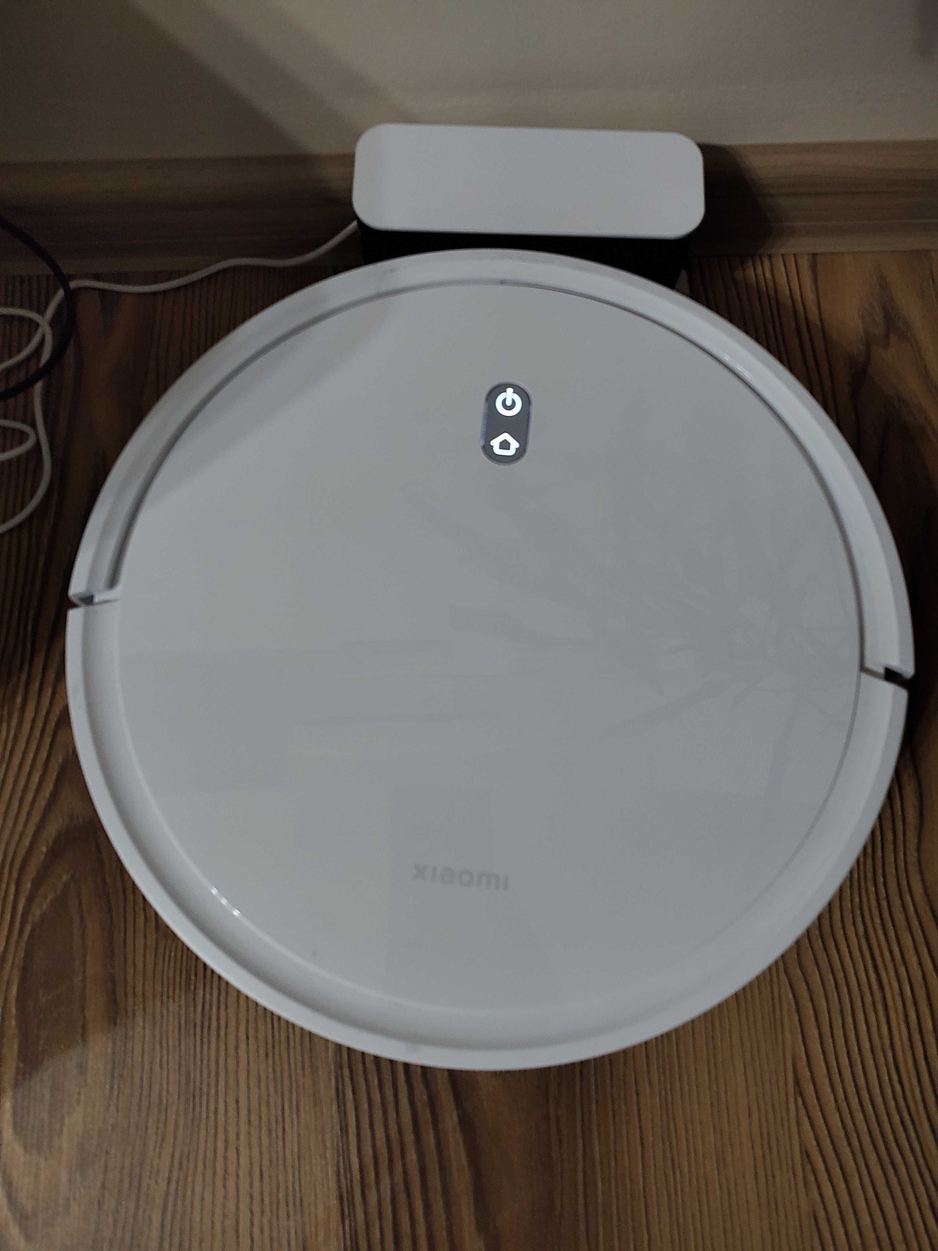Прахосмукачка робот Xiaomi - Robot Vacuum E10, бял