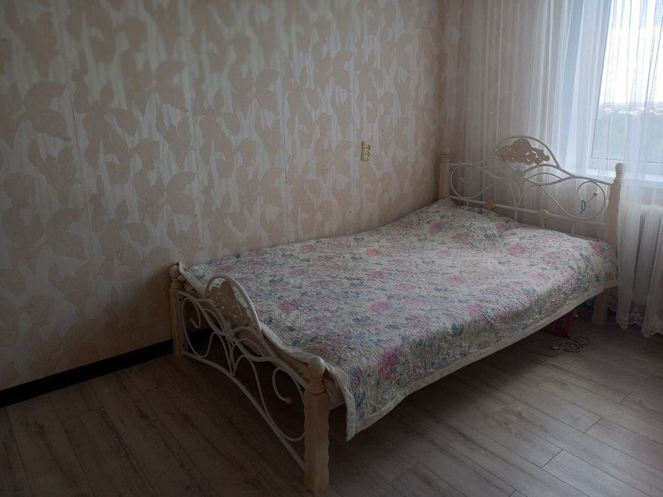 Продам кровать в хорошем состоянии