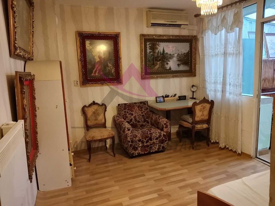 Просторен! Тристаен- Спортна Зала