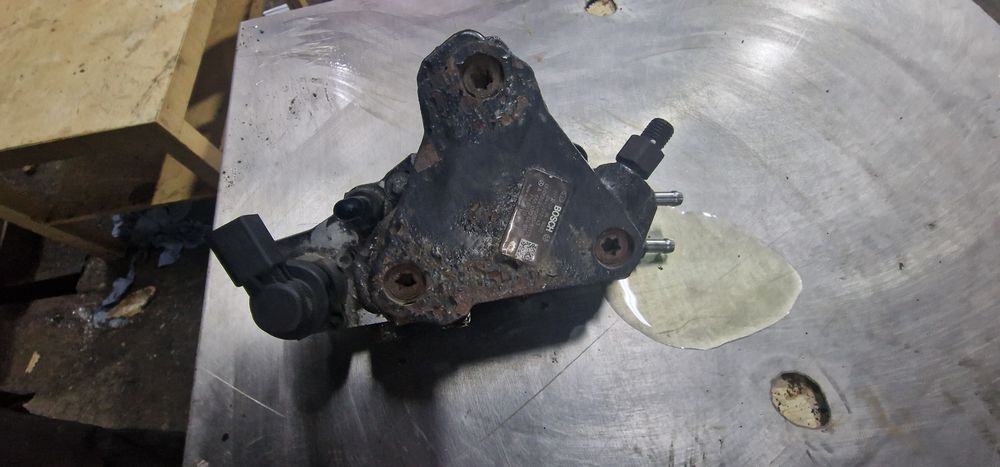 Electromotor alternator pompa înaltă mercedes vito viano w639
