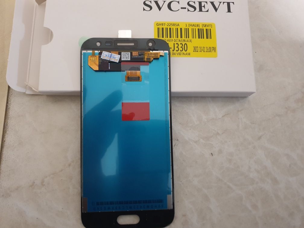 Дисплей samsung j3. J330. J3 2017.