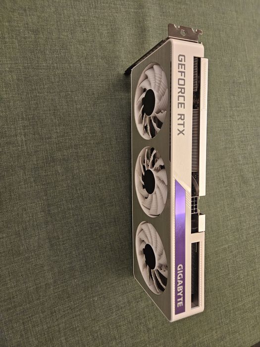 Gigabyte GeForce RTX 3060 Vision OC 12gb rev 2.0