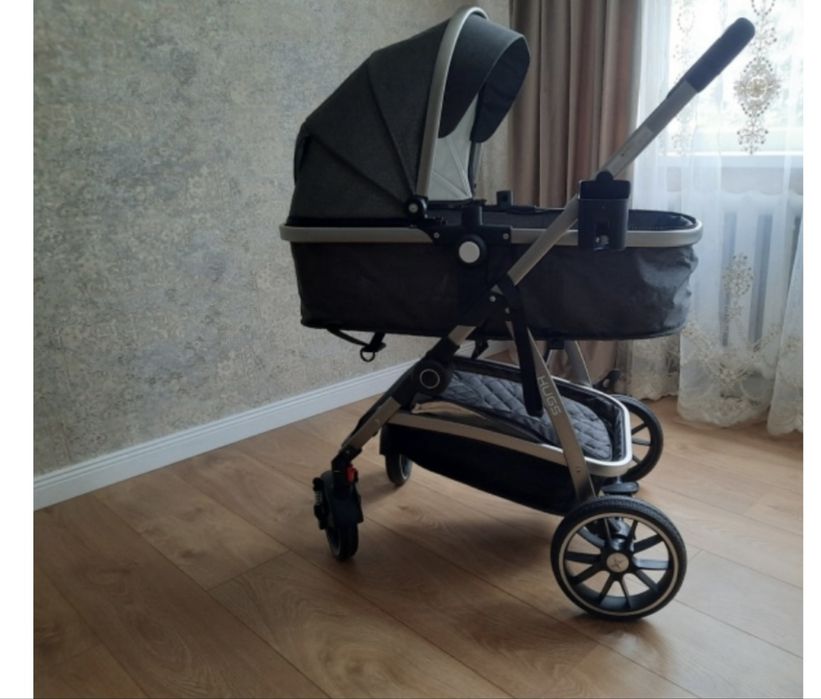 Коляска универсальная