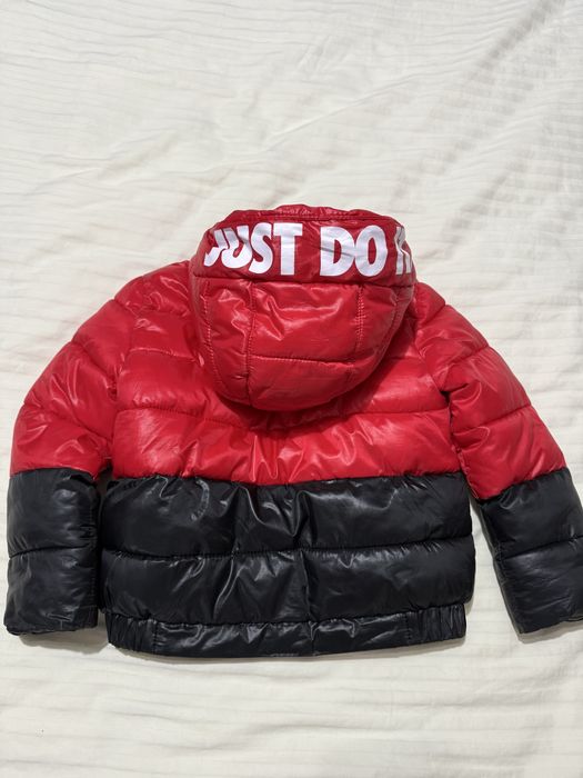 Детско яке nike оригинално