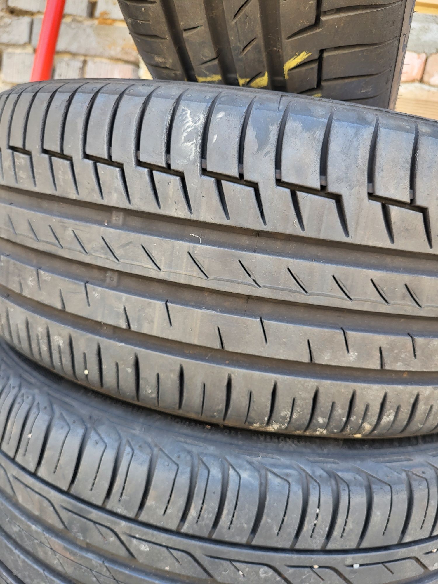 4 бр летни 225/45/17 Continental Bridgestone