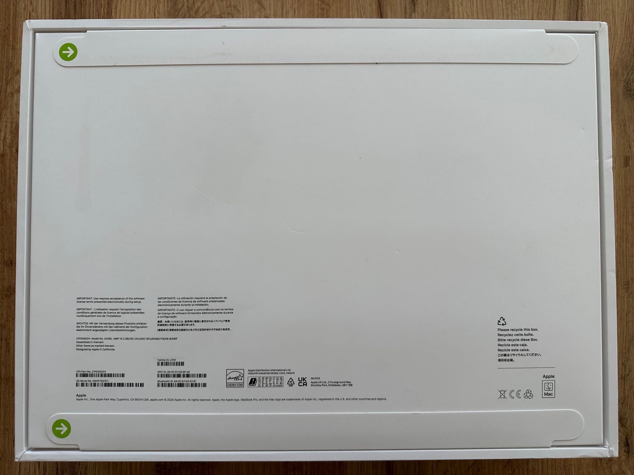 ЧИСТО НОВ MacBook Pro 14" M4 MAX 16-CPU, 40-GPU, 64GB RAM, 1TB SSD